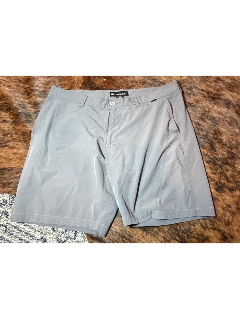 Travis Mathew Shorts Mens Sz 36 Golf Performance Stretch Chino Casual Outdoors